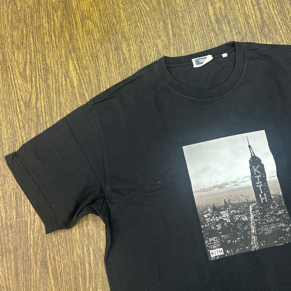 Kith Black Graphic Tee with Cityscape - Picture 3 of 4
